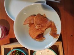 -菌自由丨野生菌火锅特色庭院餐厅(丽江古城店)