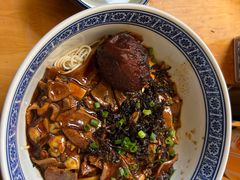 -沪西老弄堂面馆(定西路店)