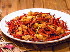 辣子鸡-霄汉牛三鲜湖北砂锅菜(万松园2店)