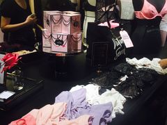 -Victoria's Secret(杭州湖滨银泰in77店)