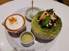 -Cheevit Cheeva(Sirimangkalajarn)