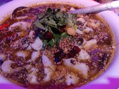 -巴特餐饮6加1音乐餐吧·新疆菜