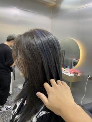 -Tloml salon