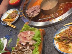 -醉董牛川派鲜肉自选火锅(烟台店)