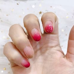 -莉娜美睫·穿戴甲