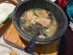 泉水豆腐-荷塘秋月·本帮江浙菜(国权路店)