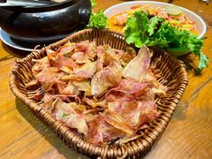 -老滇山寨•云南特色菜•地方菜•民族风情歌舞表演(呈贡店)