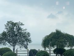 -鹰龙海畔度假酒店(咸祥店)
