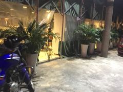-山地居烤全羊·柴火鸡(大坪-半山公馆店)