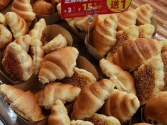芝麻海盐牛角面包-味多美蛋糕(台湾街店)
