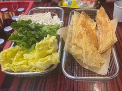 -沙胆彪炭炉牛杂煲(成都玉林店)