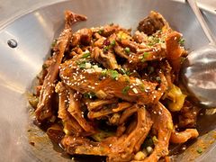 鸭爪配鸭翅小锅-张大师鸭爪爪特色干锅(南湖店)