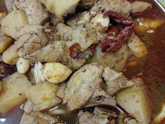 -牛一嘴·兰州牛肉面·大盘鸡(财富中心店)