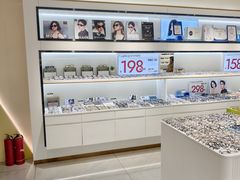 -J-Optical佳视明眼镜·蔡司视觉(青岛金茂览秀城店)