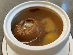 鸽蛋黄金果汤-郑猛记石岐鸽主题餐厅(长江店)
