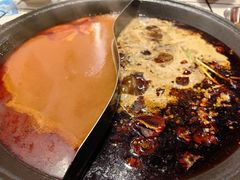 -鹿鸣山草本茶香火锅(园西路店)