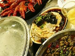 -虾弄弄海派小龙虾·牛羊蝎子火锅