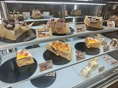 -卷们·现制生日蛋糕·蓝风车动物奶油(金源店)