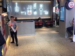-肯德基(凯德国贸店)