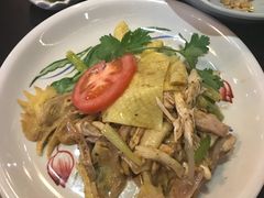 越式盐焗麻油鸡-大头虾越式风味餐厅(光明广场店)
