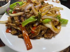 -余杨鸭鸭餐厅