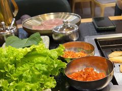 -臻牛烤肉