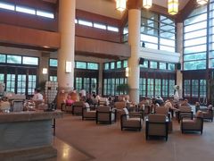 -亚龙湾喜来登·美景台大堂吧