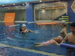 -戊辰亲子游泳俱乐部