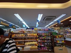 -全家便利店(金融中心店)