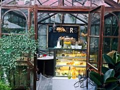 -RGF(巨鹿路店)