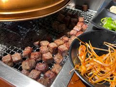 -肉甲韩国木炭烤肉(新壹街1店)