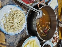 -乳仔牛牦牛汤锅 烤羊排(松潘古城店)