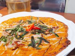 泡菜饼-神仙雪浓汤(明洞店)