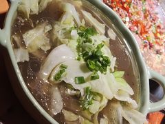 -大众跷脚牛肉馆·非遗传承单位(峨眉山店)