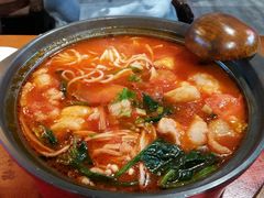 石锅番茄鱼-周鱼小馆石锅酸菜鱼(活力汇店)