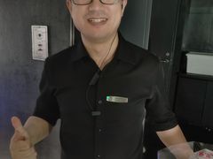 -海底捞火锅智慧餐厅(中骏世界城店)