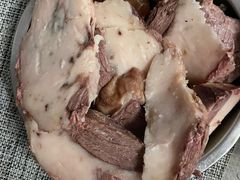 -闫家驴肉老店(华电一校店)