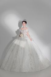 -梵汐婚纱摄影(东方之门店)