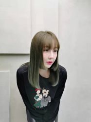 -变画·发型STUDIO