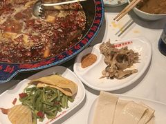 -何师傅美蛙鱼头(汉街店)