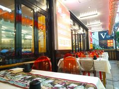-刘姐啤酒鱼民族演艺餐厅(西街总店)