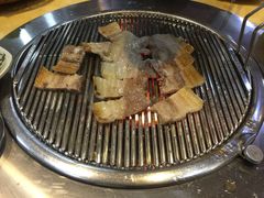 -牛信亭韩国料理·炭火烤肉(紫藤路店)