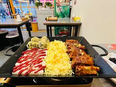 -豚妈妈汤饭·部队锅(南京东路店)