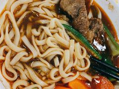 金牌红烧牛肉面-康师傅私房牛肉面(北京南站店)