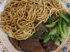 -金杨拉面王小吃面馆·牛三宝面·红烧牛肉粉