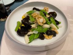 蜜豆百合炒腰果-鸭匠食府·挂炉烤鸭·新京菜(阜成路店)
