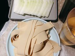 -沪小胖小龙虾(淮海中路旗舰店)