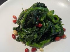 -辣尚瘾·烤鱼·新川菜(牡丹园直营店)