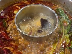 -金鼎雪山牦牛杂火锅(理县总店)