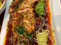 -有红鸡毛店·川菜(建设路店)